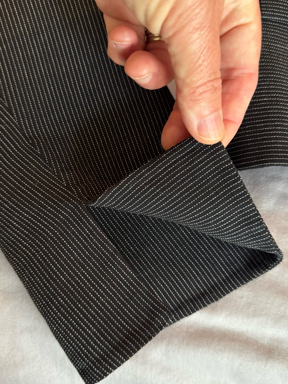 AKRIS Tailored Wool Blend Jacket Black Textured Pinstripe Notch-Collar Blazer - Picture 6 of 16